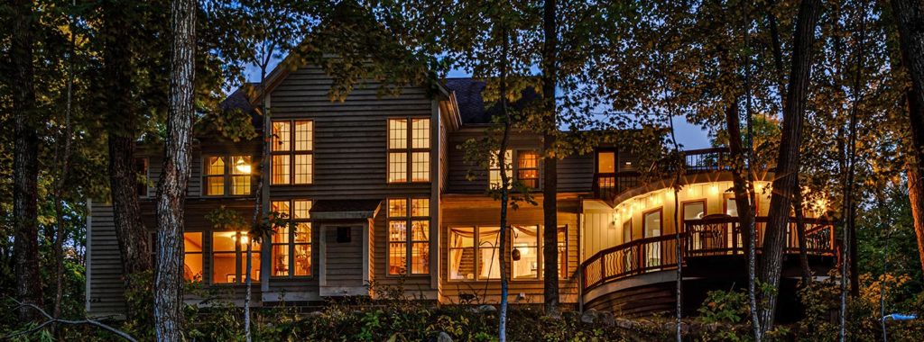 Apart from the Horicon National Wildlife Refuge, the quiet property surrounding our Wisconsin Bed and Breakfast is also a great place for birdwatching